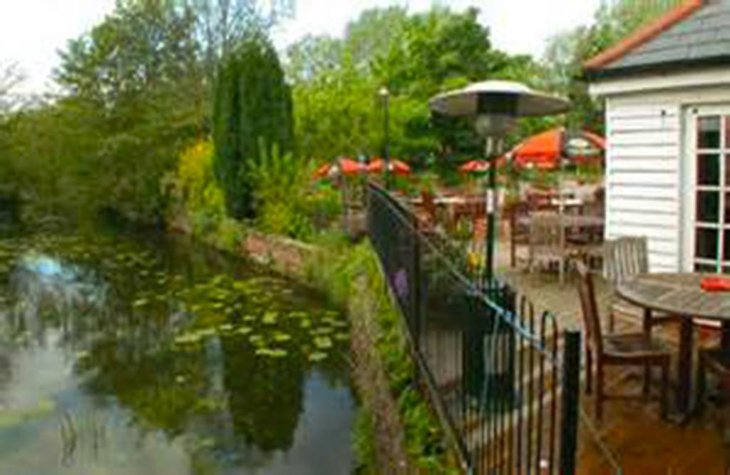 The Riverside Inn Chelmsford Zewnętrze zdjęcie
